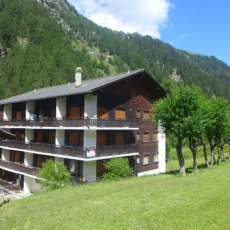 Aiglon 公寓 *